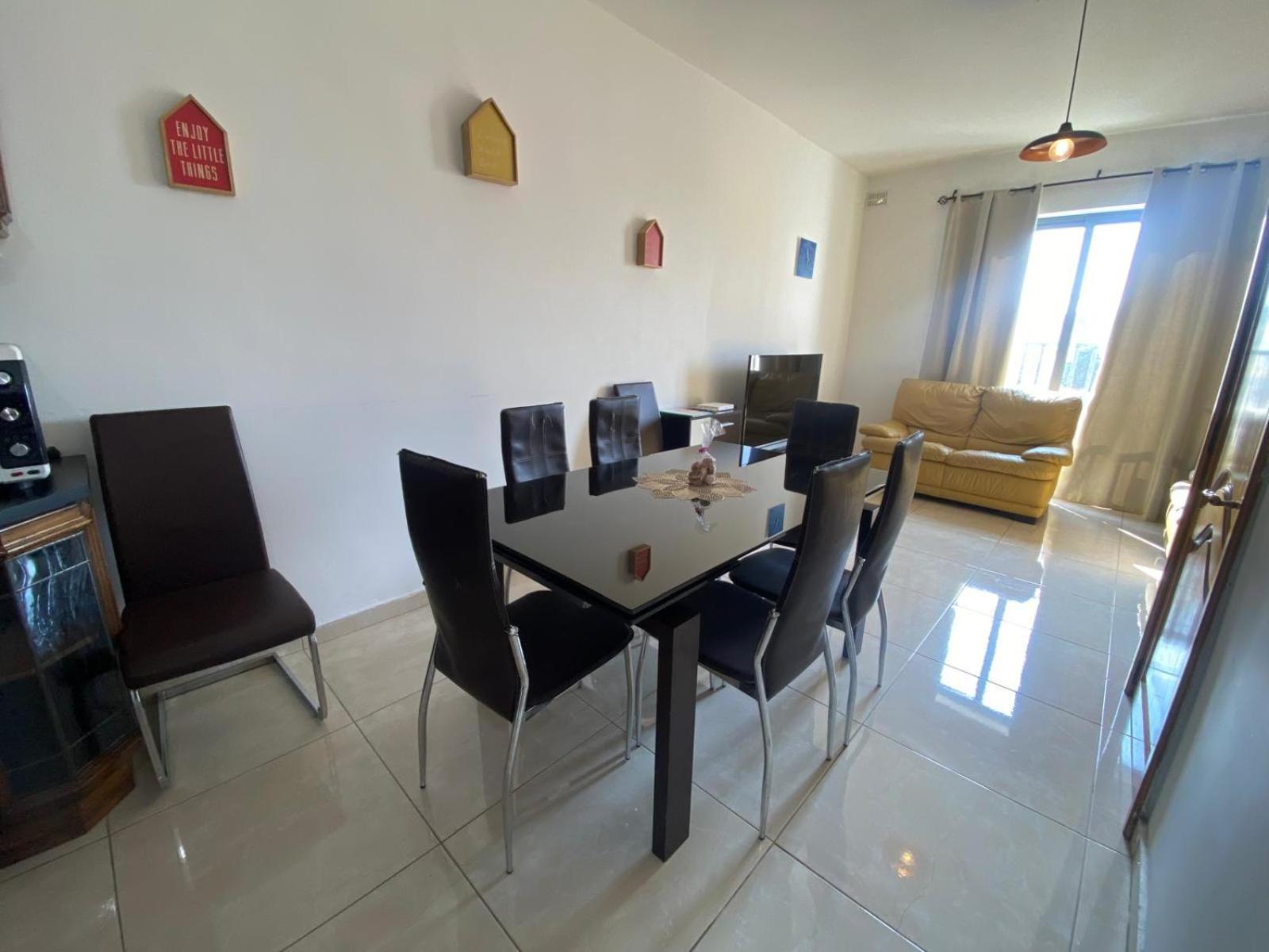 Xl Central Home - Sleeps 10 People Tal-Pietà Exterior foto